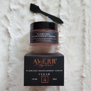 Averr Aglow Flawless Nourishment Cream